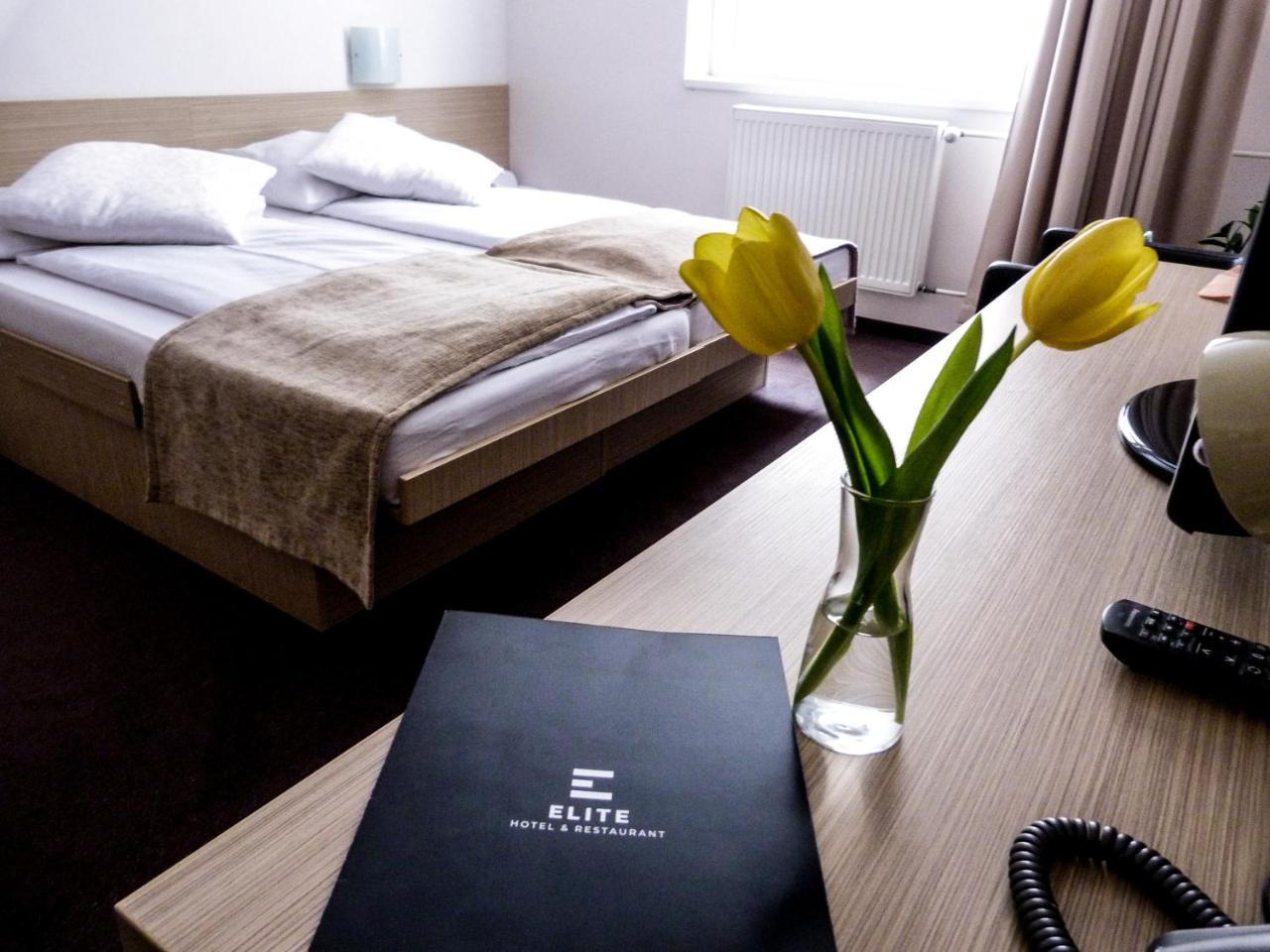 Elite Hotel Nová Dubnica Eksteriør billede